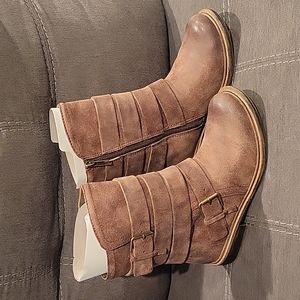 Motorcycle Style Distressed Boot